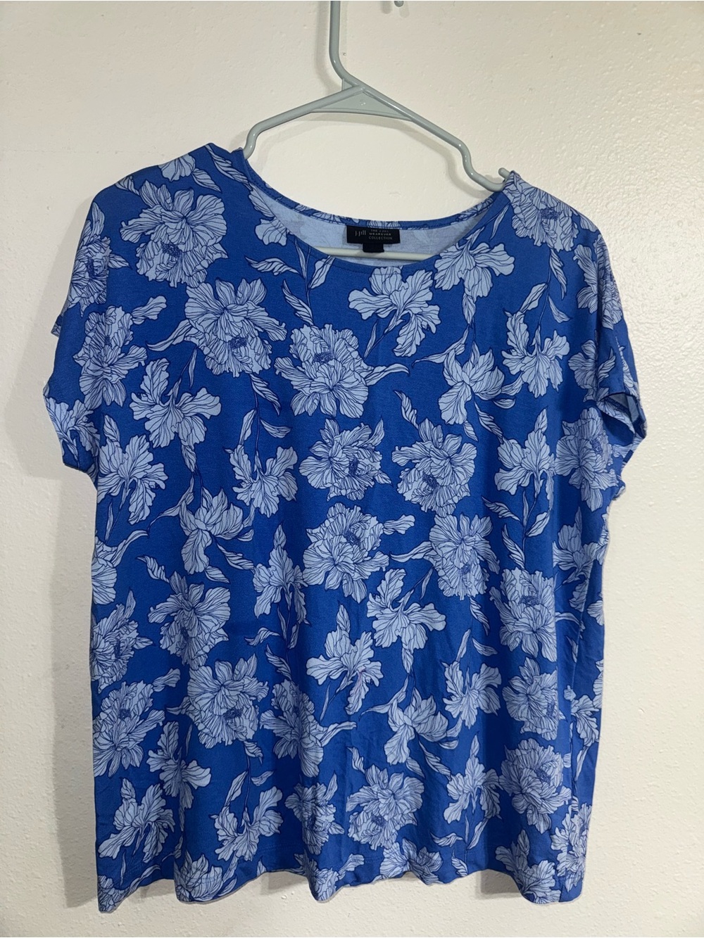 J. Jill Blue Floral Short Sleeve Top